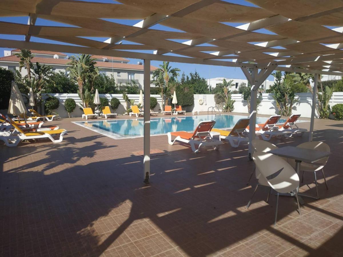 Cosy Apartment In A Luxury Resort Paralimni Esterno foto