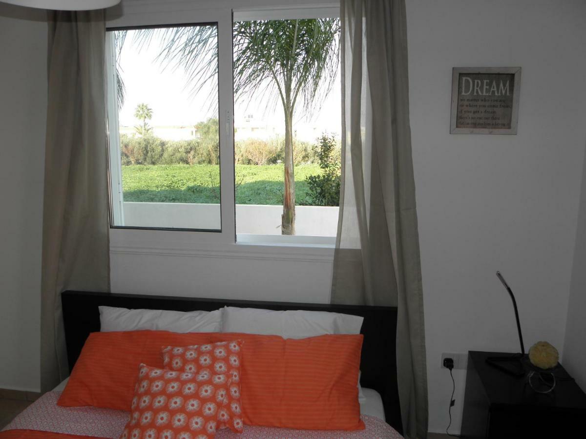 Cosy Apartment In A Luxury Resort Paralimni Esterno foto